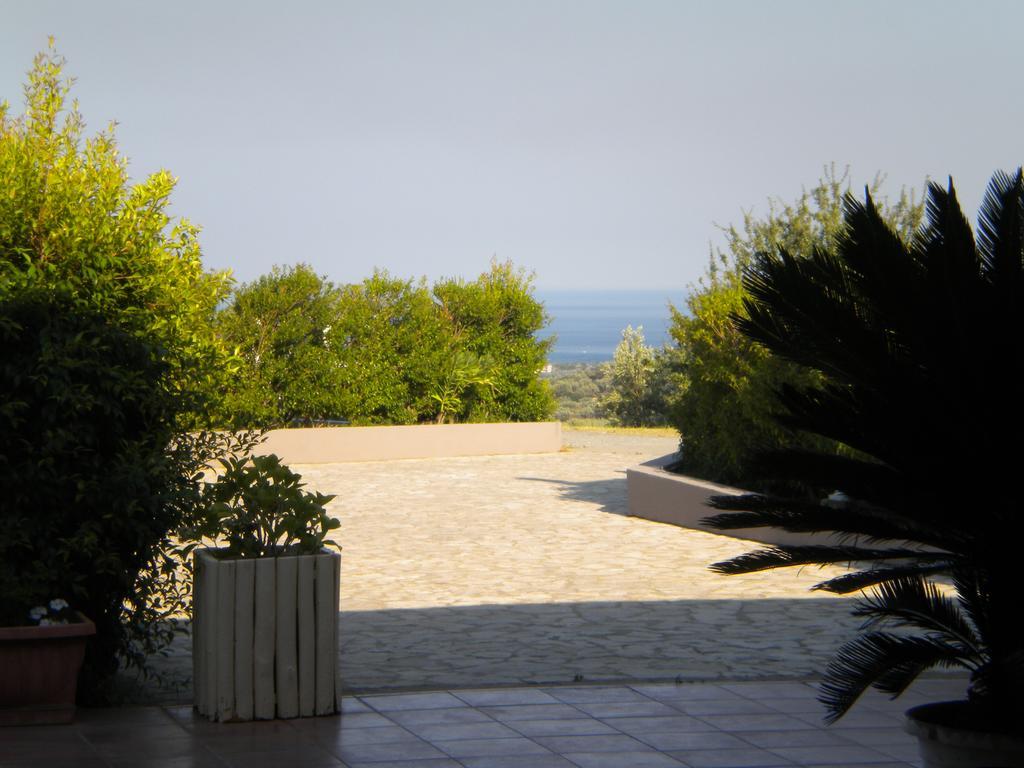 Tenuta Agrituristica Castellesi Squillace Exteriér fotografie